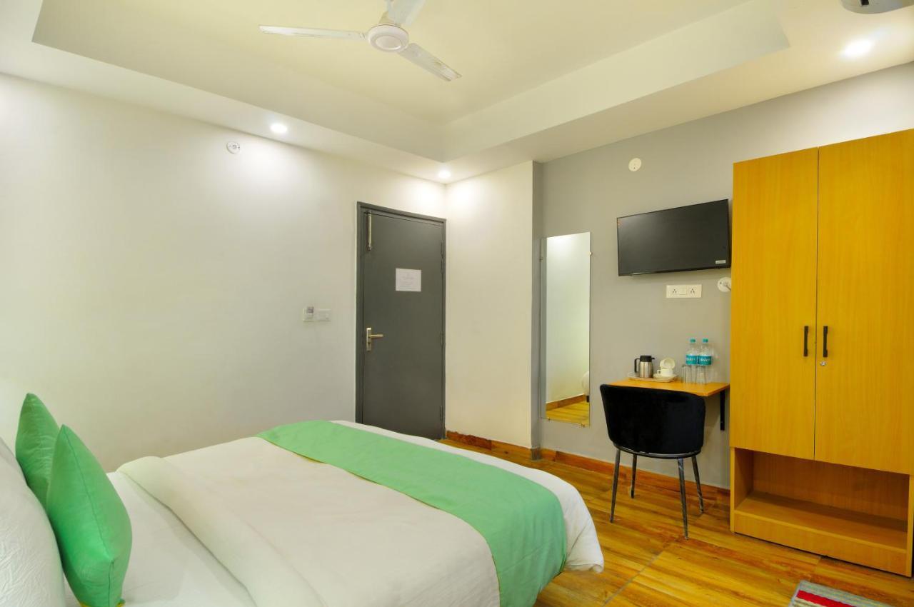 The Red York Hotel Ghaziabad Luaran gambar