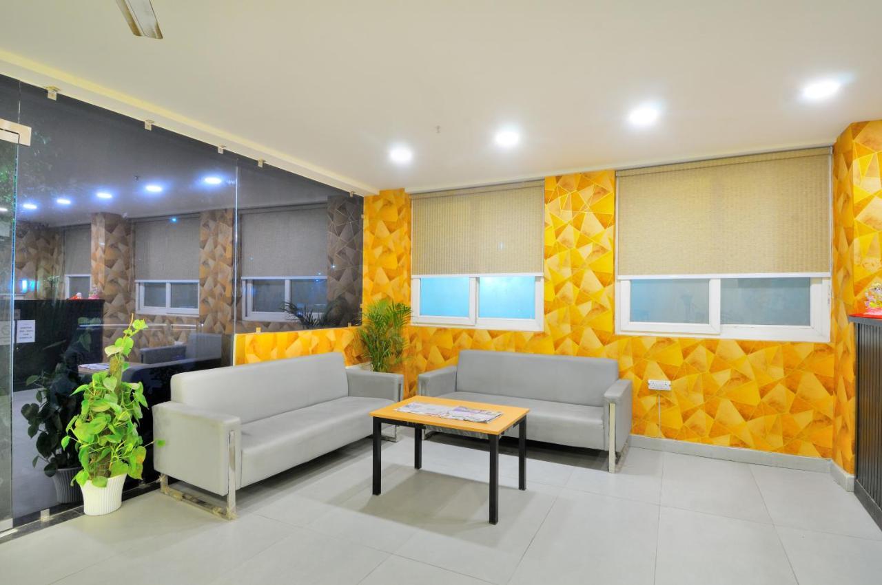 The Red York Hotel Ghaziabad Luaran gambar