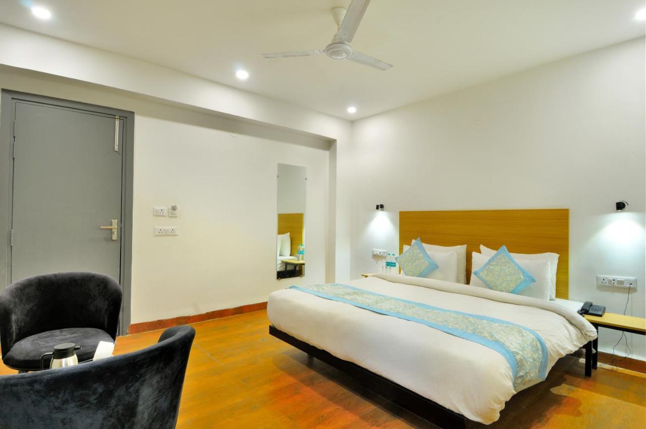 The Red York Hotel Ghaziabad Luaran gambar