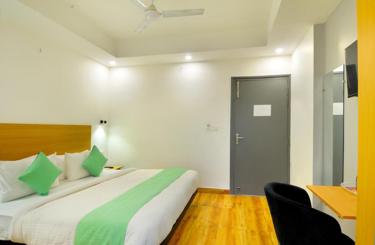 The Red York Hotel Ghaziabad Luaran gambar