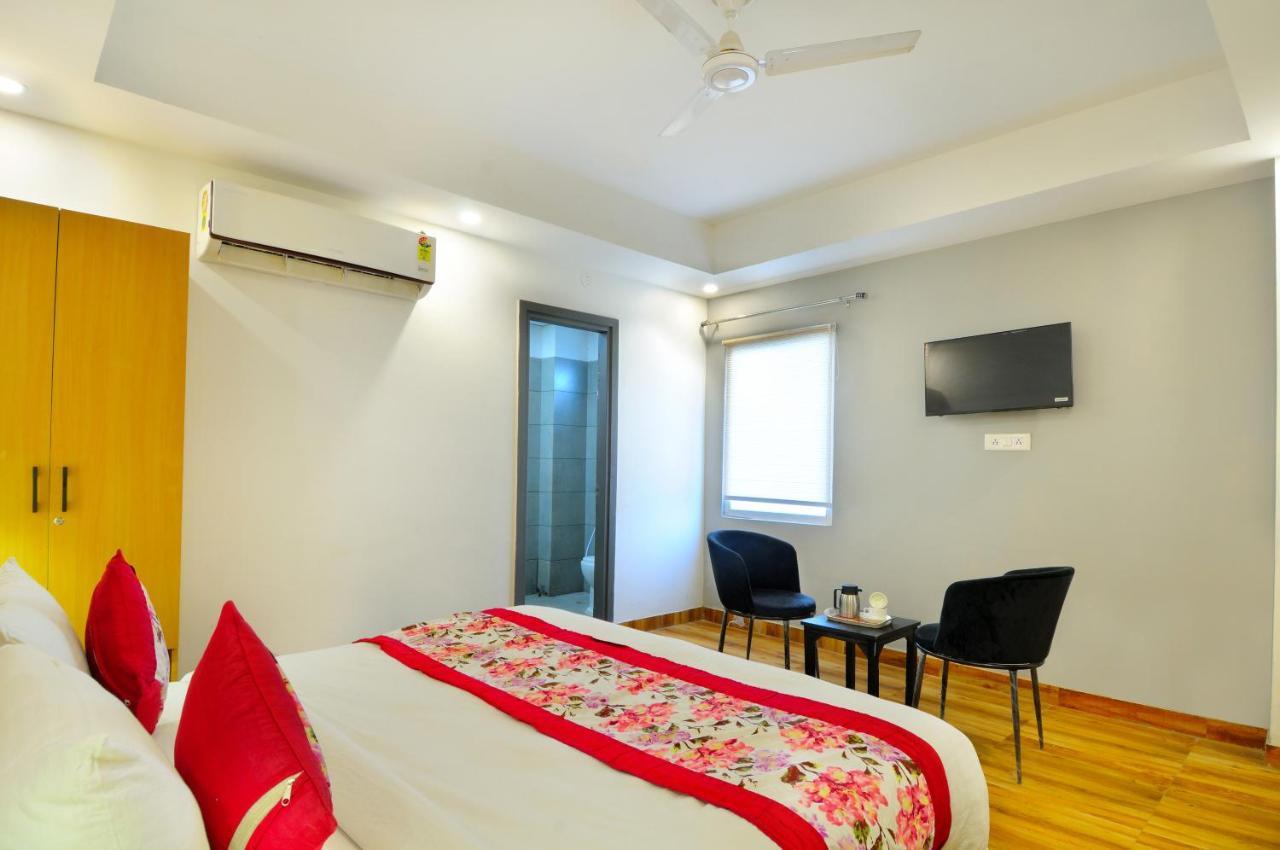 The Red York Hotel Ghaziabad Luaran gambar